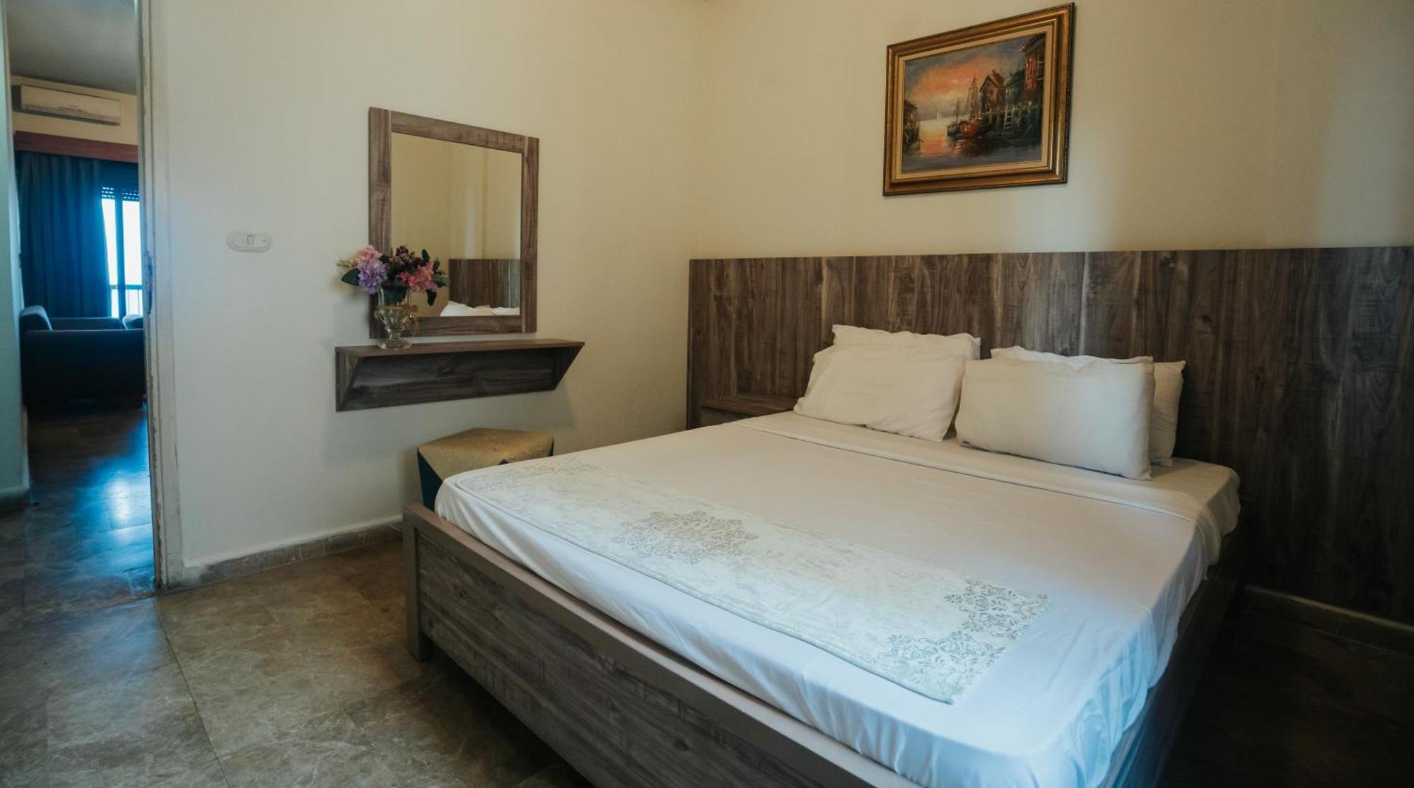 Holiday Suites Hotel & Beach Resort Jounieh Eksteriør billede
