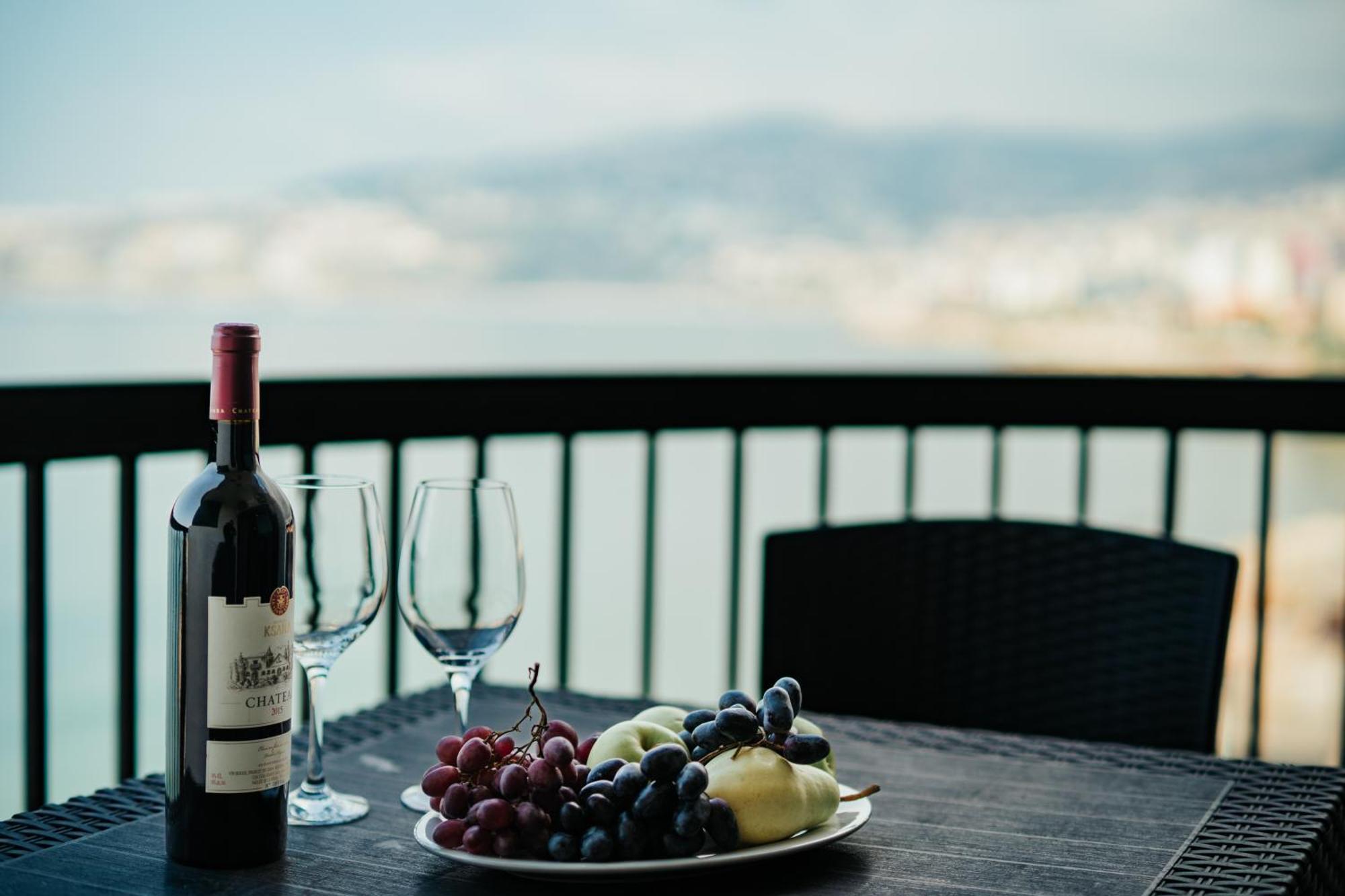 Holiday Suites Hotel & Beach Resort Jounieh Eksteriør billede