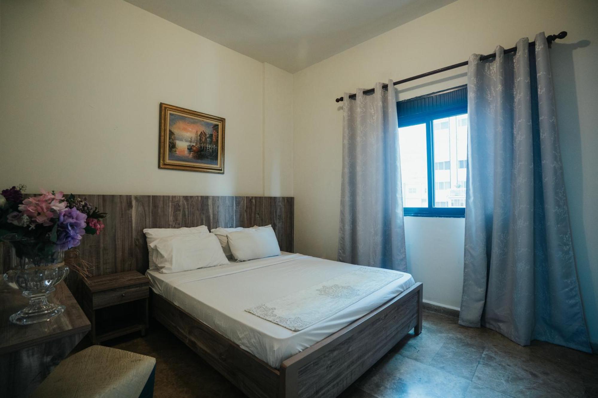 Holiday Suites Hotel & Beach Resort Jounieh Eksteriør billede