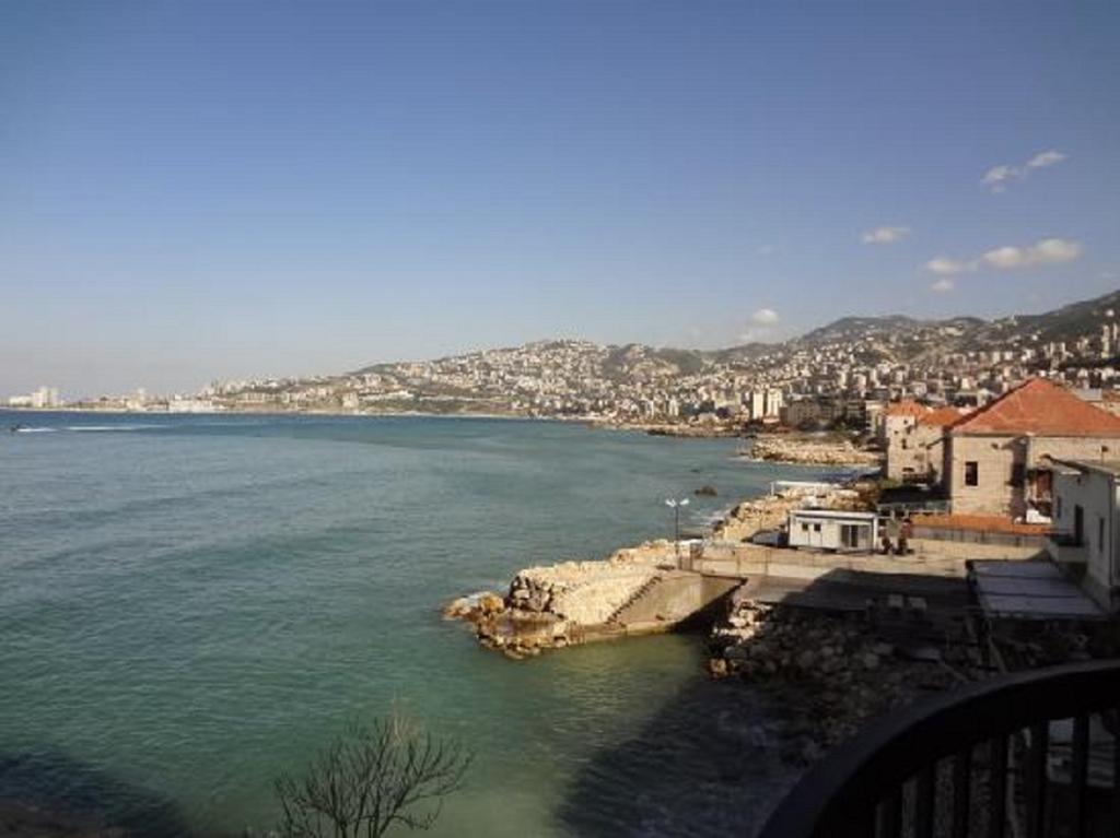 Holiday Suites Hotel & Beach Resort Jounieh Eksteriør billede