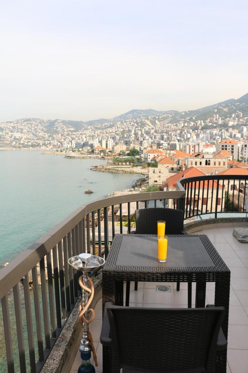 Holiday Suites Hotel & Beach Resort Jounieh Eksteriør billede